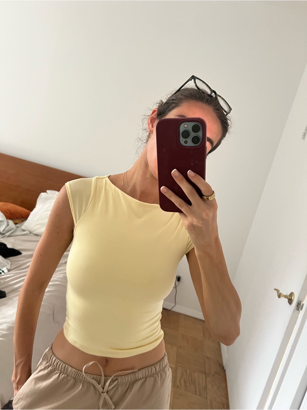 Women’s Pale Yellow Sleeveless Crop Tank Top